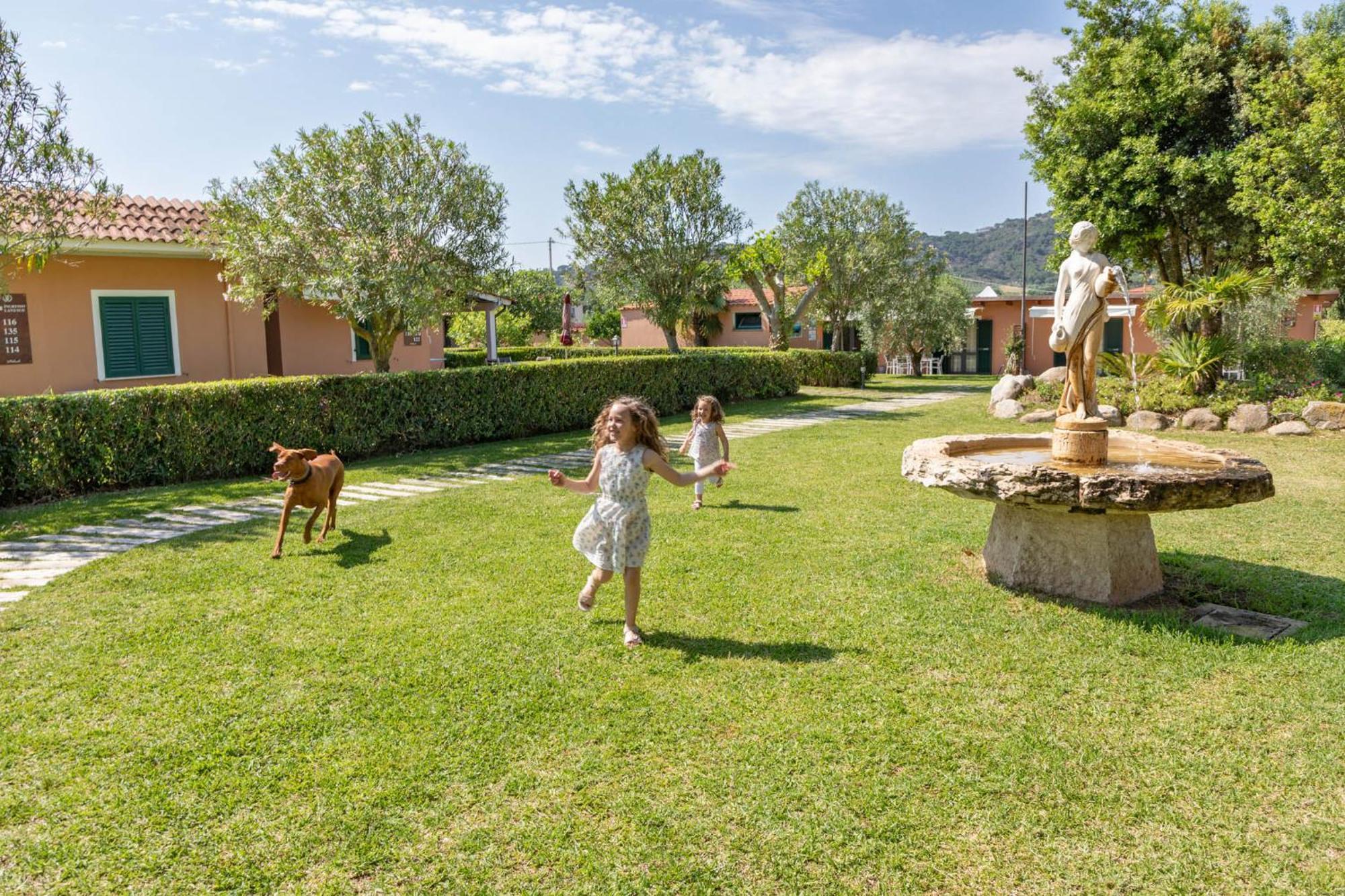 Country Hotel Residence Da Pilade Capoliveri  Esterno foto